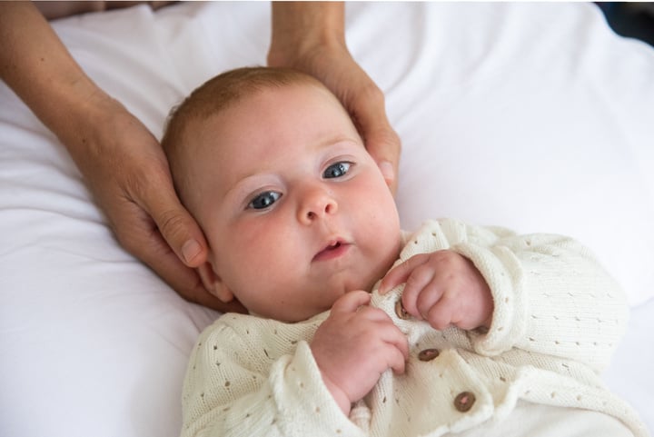 Osteopathic treatment for children and babies that help with colic, sleep, unsettled baby, torticollis, shoulder dystocia, ear ache, birth trauma.